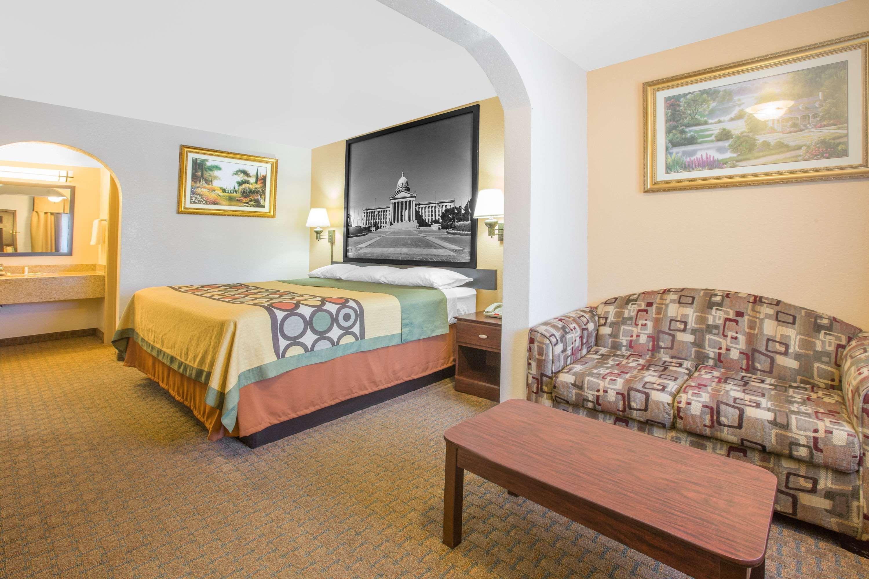 Super 8 By Wyndham Idabel Motel Exterior photo